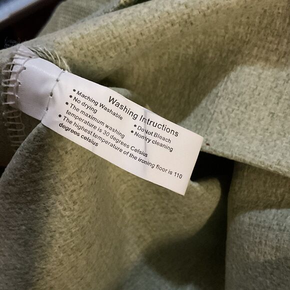 Sage Green Cotton Throw Pillow Covers 18x18 NIB Home Set - Picture 3 of 6